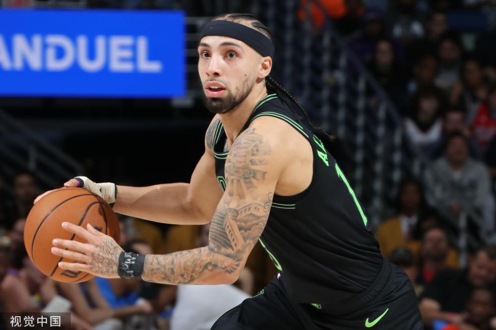 行进一步的 行进一步的