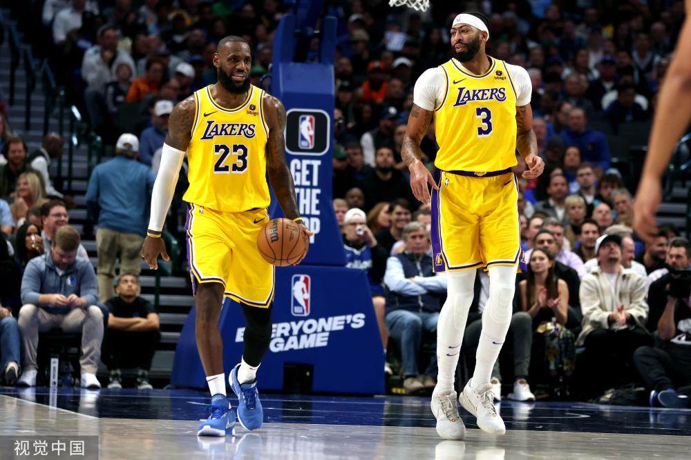 亚历山大 亚历山大